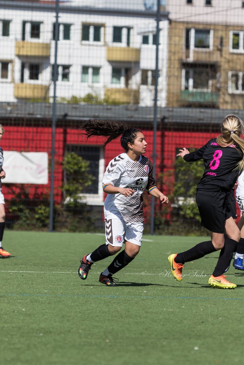 Bild 80 - B-Juniorinnen St.Pauli - C-Juniorinnen SV Steinhorst : Ergebnis: 1:2